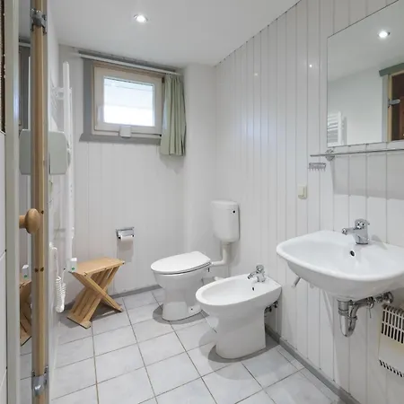 Semesterbostad Kranich 243