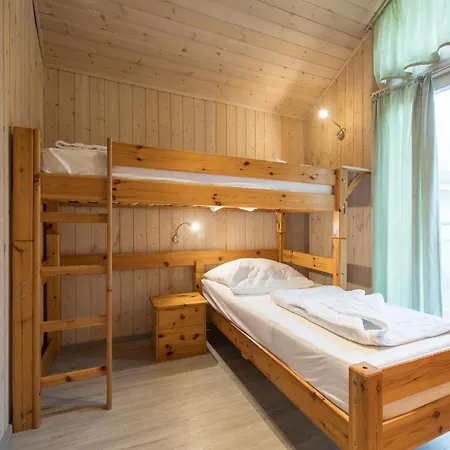 Semesterbostad Kranich 243