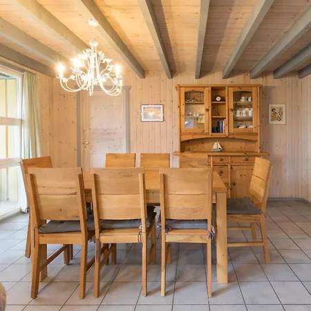 Kranich 243 Mirow
